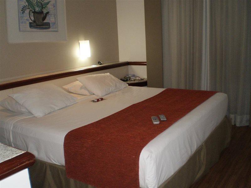 Bristol Merit Hotel Белу-Оризонті Екстер'єр фото