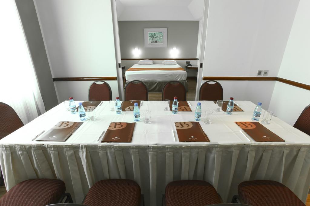 Bristol Merit Hotel Белу-Оризонті Екстер'єр фото